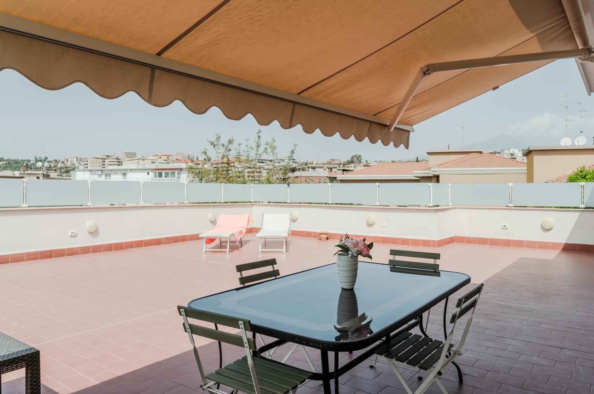 Catania Skyview Terrace: Your Urban Escape Exterior foto